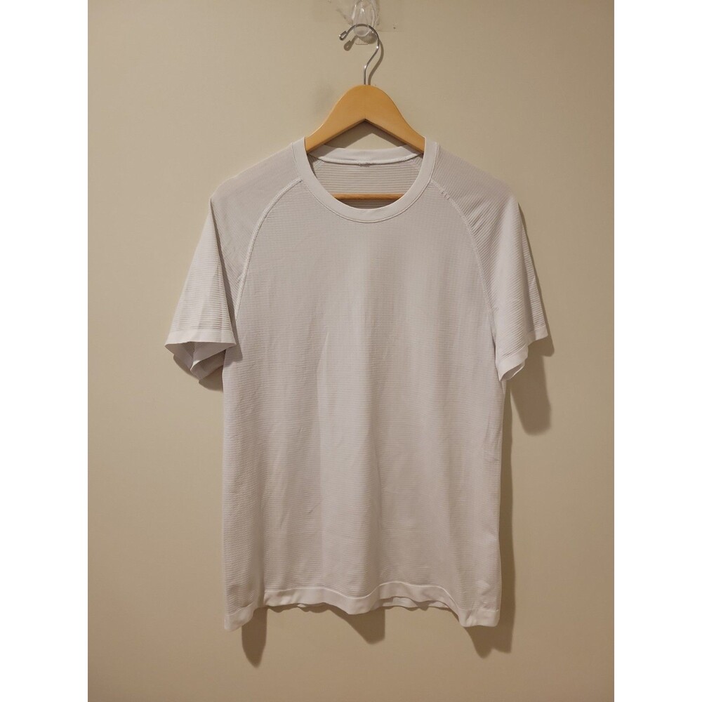 Lululemon Metal Vent Tech Shirt Short Sleeve White M Sport Athletic Preppy